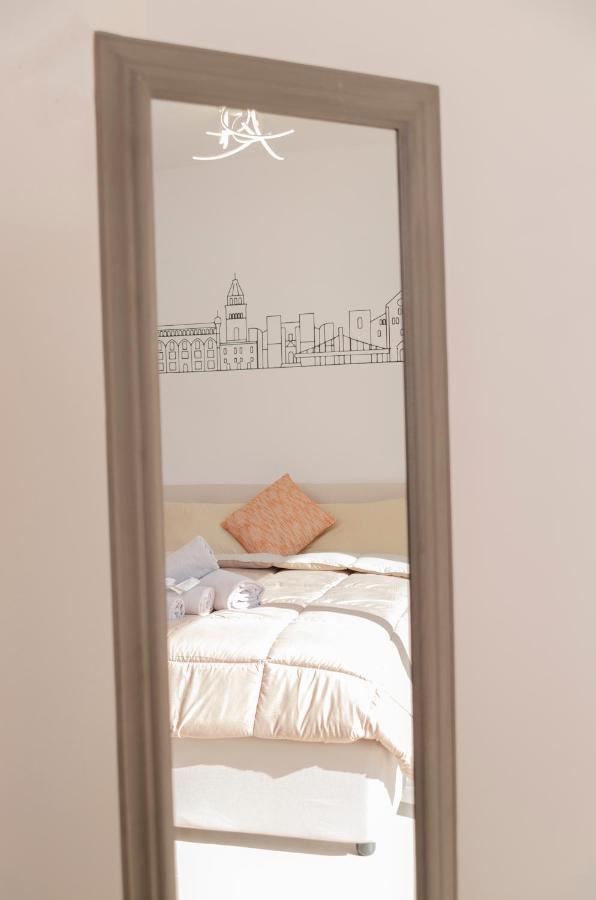 Apulialux Garruba Cozy Apt & Parking Бари Экстерьер фото