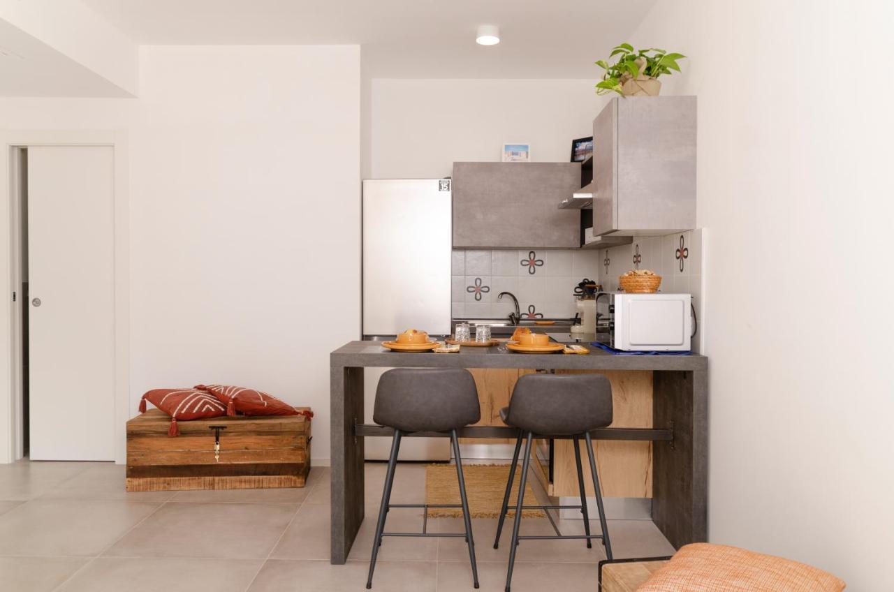 Apulialux Garruba Cozy Apt & Parking Бари Экстерьер фото